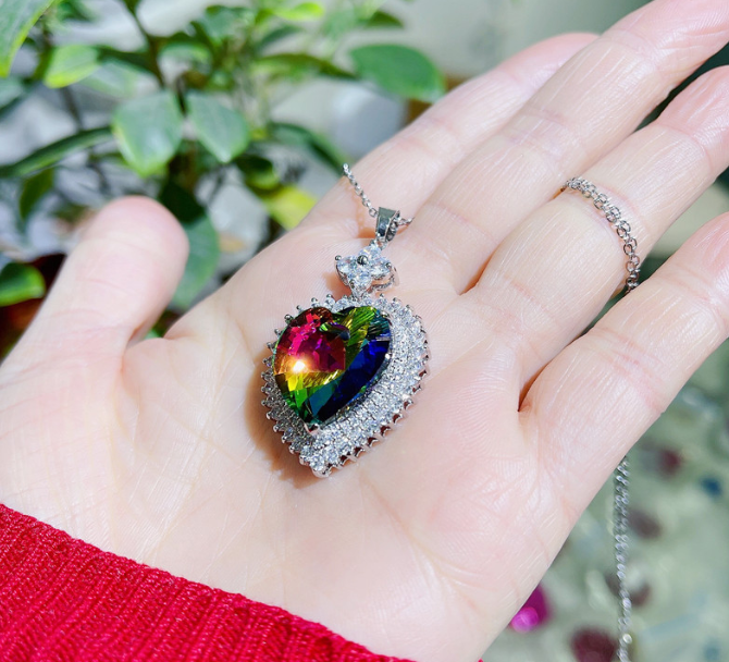 Luxury rainbow look exclusive pendant with chain and free box packaging