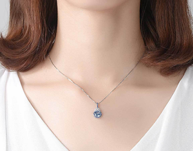 Blue Emotion Original Silver Pendant with chain with flower box