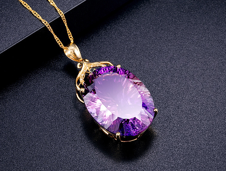 Gemlook Luxury quality gold plated pendant with chain