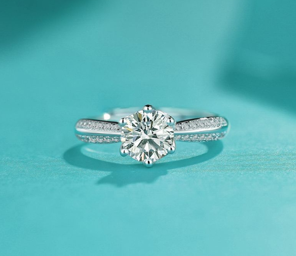 DIAMOND CUT LUXURY ADJUSTABLE RING GIFT FOR HER