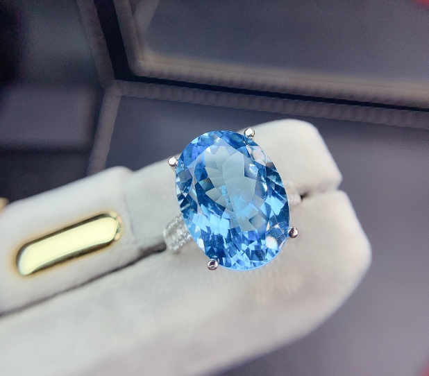 ICY AQUAMARINE LUXURY AAA QUALITY ZIRCON RHODIUM PLATED ADJUSTABLE RING