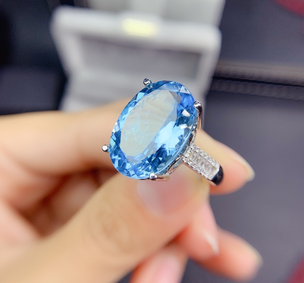 ICY AQUAMARINE LUXURY AAA QUALITY ZIRCON RHODIUM PLATED ADJUSTABLE RING