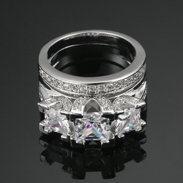 RHODIUM PLATED LUXURY RING SET OF 2.