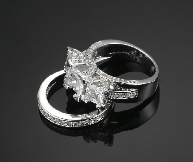 RHODIUM PLATED LUXURY RING SET OF 2.