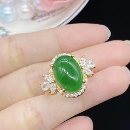 The emerald gold cut Exclusive luxury wear adjustable ring with box packing