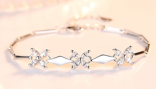HIGH QUALITY PLATINUM PLATED ZIRCON BRACELET