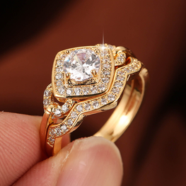 Gold look luxury Exclusive luxury Ring set for her