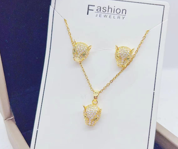 Brand look luxury set with exclusive box packing and quality