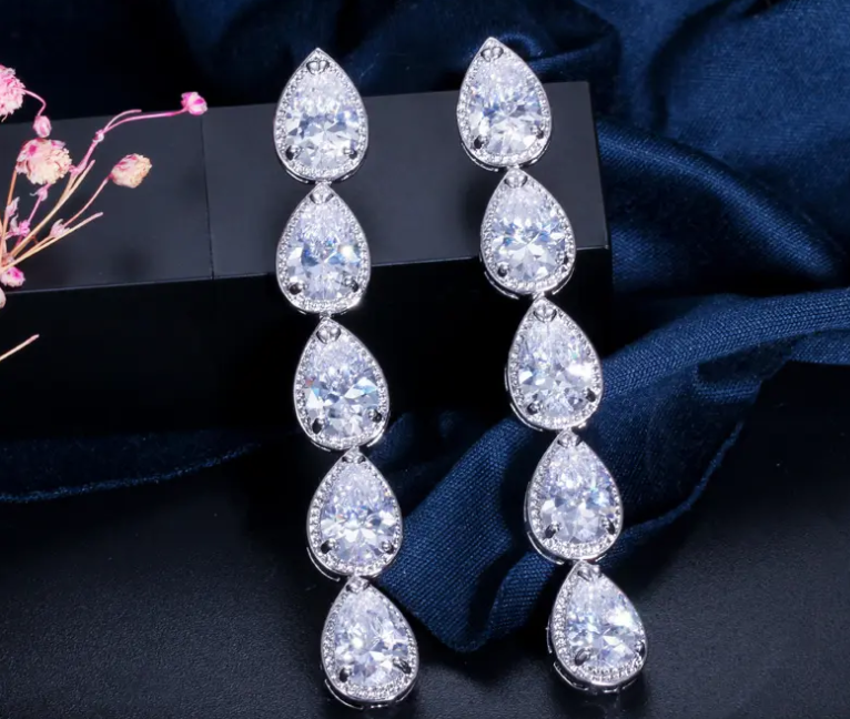 ZIRCON STONES HIGHLY FINISHED RHODIUM PLATED ART NOVEAU LUXURY EARRINGS