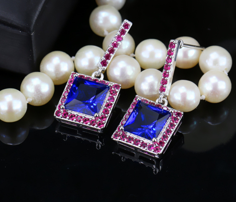 ZIRCON STONES HIGHLY FINISHED RHODIUM PLATED ART NOVEAU LUXURY EARRINGS