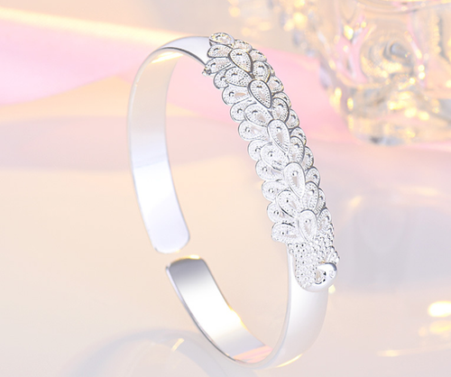 PLATINUM PLATED BANGLE ADJUSTABLE