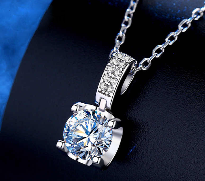 EXCLUSIVE GIFT PENDANT FOR HER Diamond cut Luxury pendant with special box
