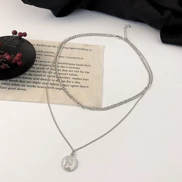 Exclusive chic wear necklace