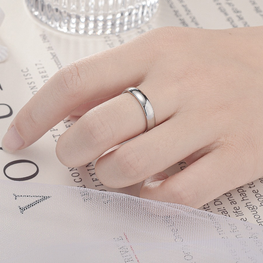 Original 925 sterling silver (chaandi) adjustable ring!