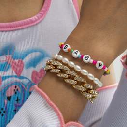 chic wear bracelet set complete
