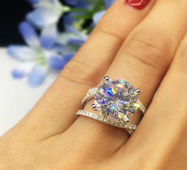Exclusive quality luxury Ring set for her