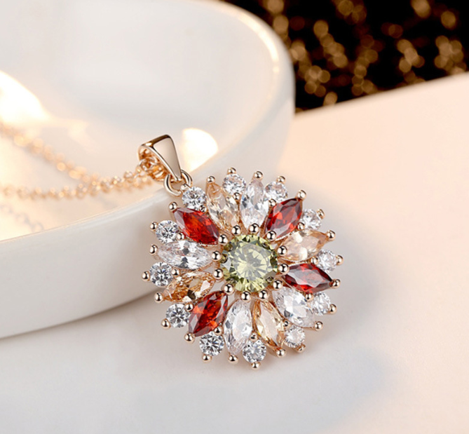 THE MULTI COLOR LUXURY PENDANT FINE FINISHING AND CUSTOMIZE BOX PACKING