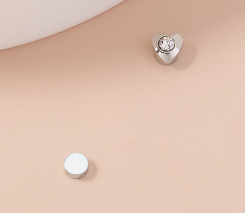 Hgih Quality Platinum Plated Nose Pin