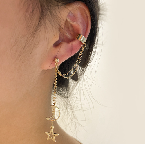 GOLD EAR CUFF