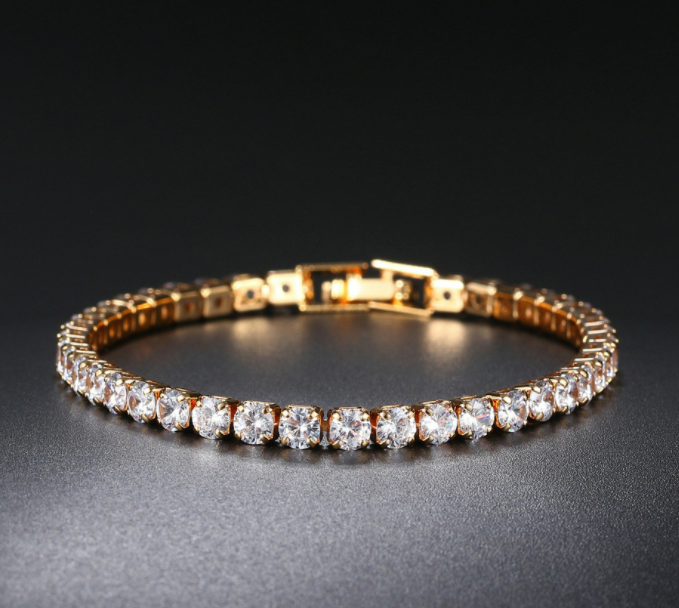Tennis bracelet luxury finish