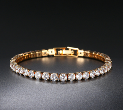 Tennis bracelet luxury finish