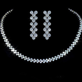 DIAMOND IMPRESSION RHODIUM PLATED SET