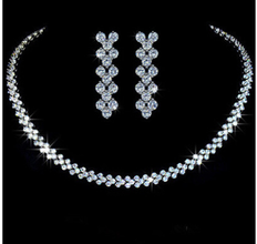 DIAMOND IMPRESSION RHODIUM PLATED SET